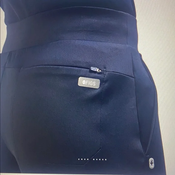 High Waisted Salina FORMx Wide Leg Scrub Pants - Picture 5 of 9